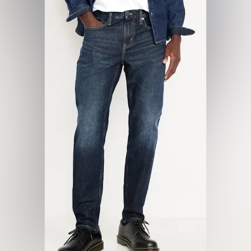 Old Navy Athletic Taper Cotton Stretch Blue Jeans 31x32 NWT